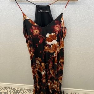 Leslie Fay Floral Print Sleeveless Pocketed Satin Maxi Dress